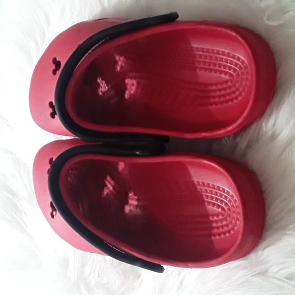 Kid's Crocs - Picture 3 of 7